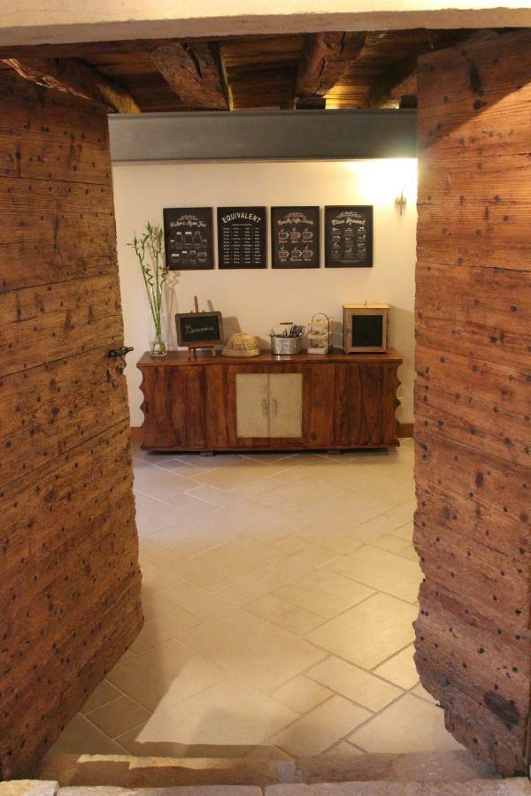 瓦隆鸿基耶酒店 Gleizé 外观 照片